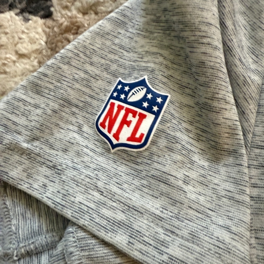 NFL Nike Dri-fit Heather Gray T-Shirt with Teal Dolphin Logo- Medium - Picture 7 of 7